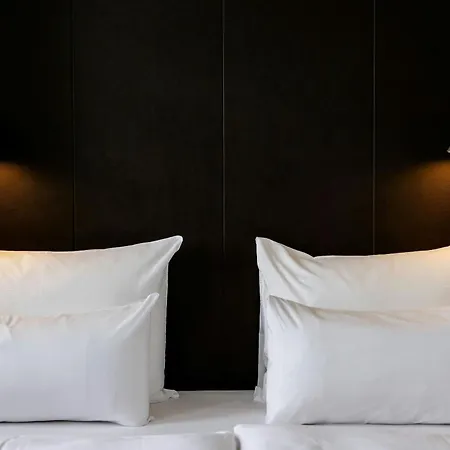 Motel One Prague-Florentinum-2